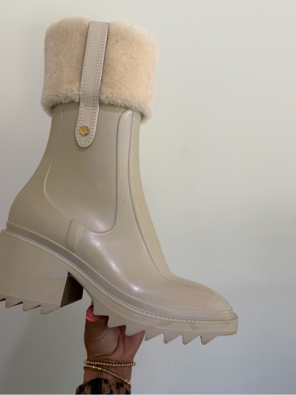 Chloe Cream Shearling-Trim Rainboots